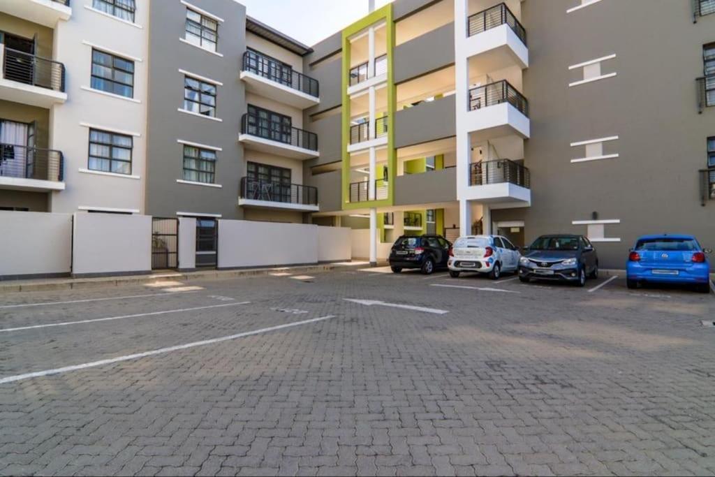 Vi'S Place Apartment Johannesburg Exterior photo